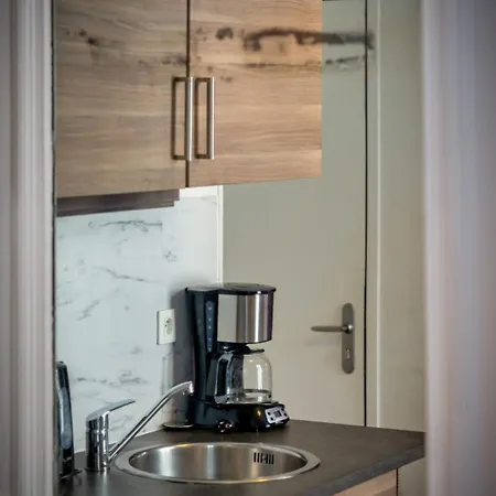 Le Red Touch Votre F2 Au Coeur De !